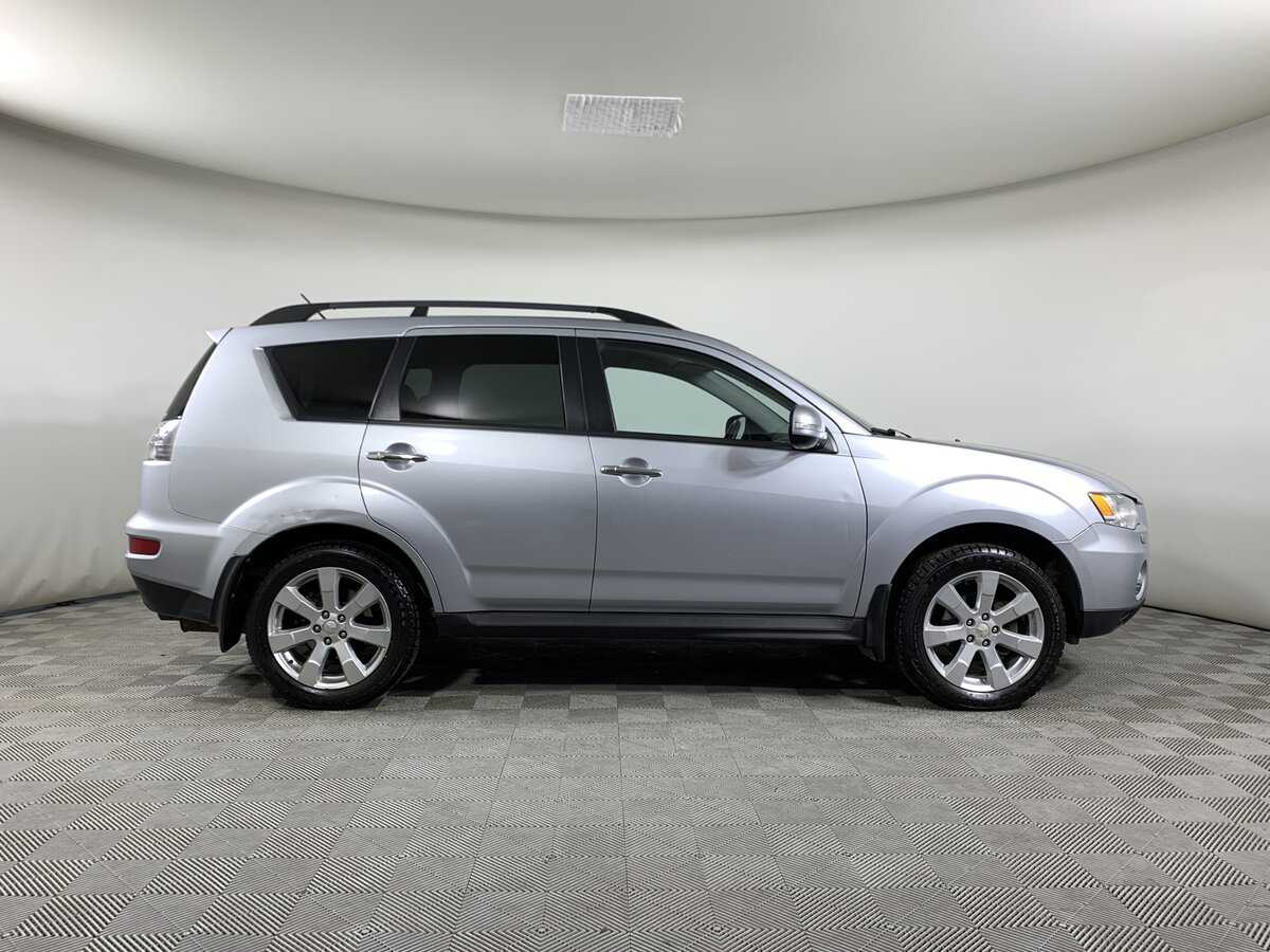 Mitsubishi Outlander, 2012 - Фото №3