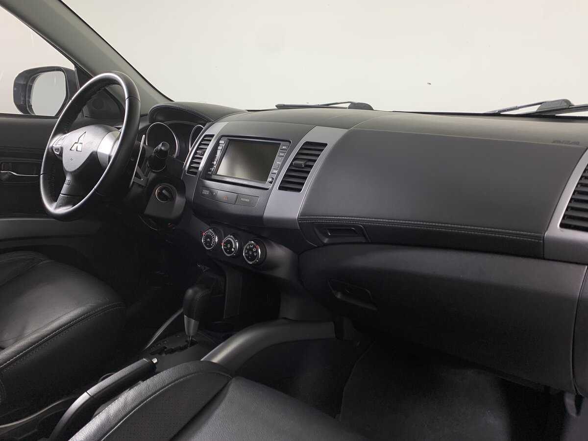 Mitsubishi Outlander, 2012 - Фото №13