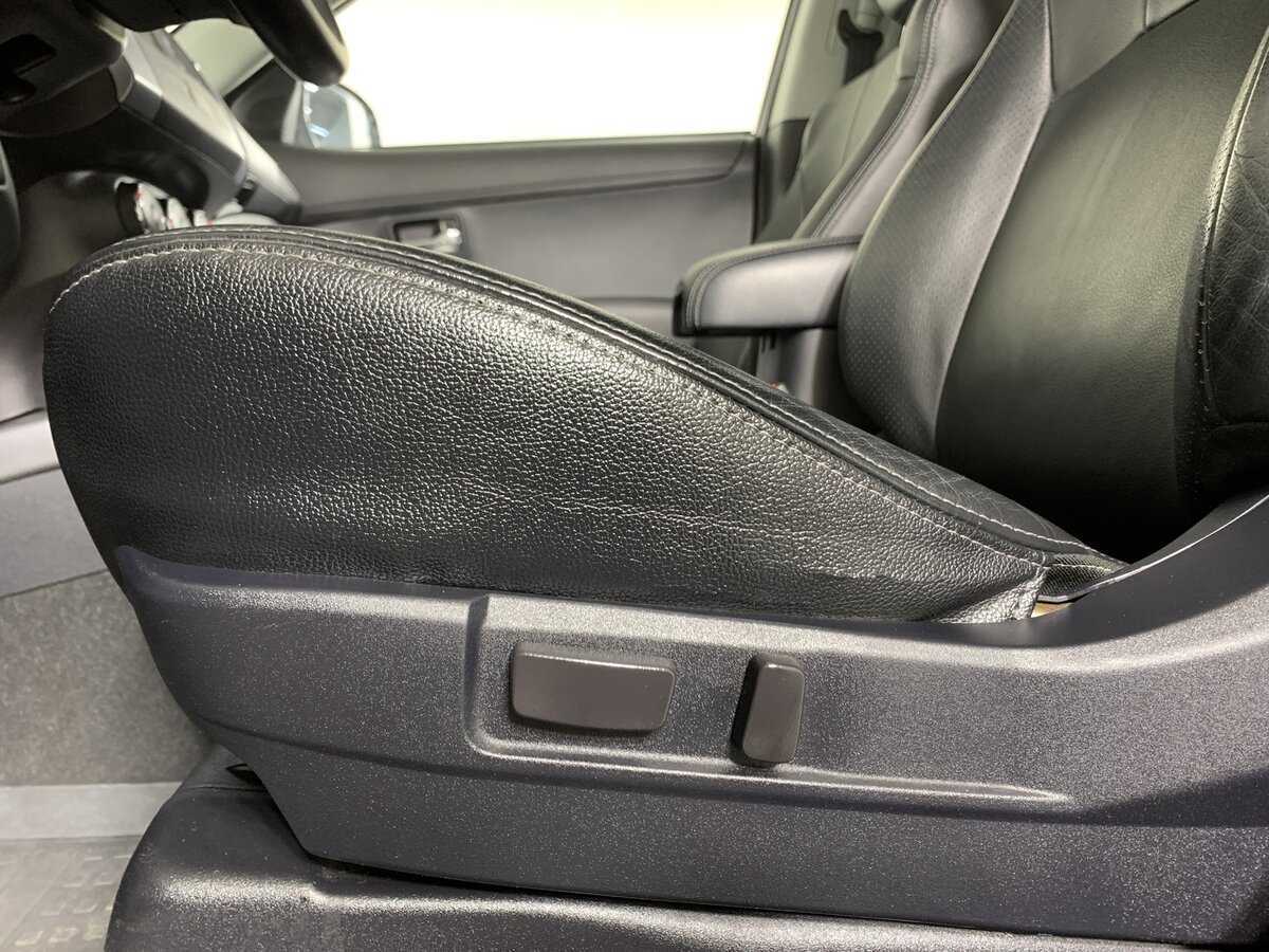 Mitsubishi Outlander, 2012 - Фото №16