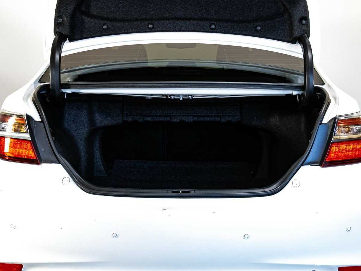 Toyota Camry, 2015 - Фото №19