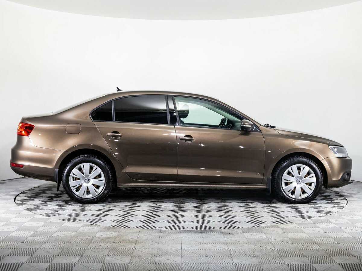 Volkswagen Jetta, 2012 - Фото №3