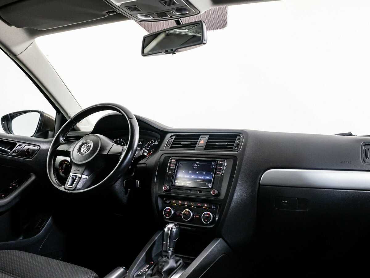 Volkswagen Jetta, 2012 - Фото №8