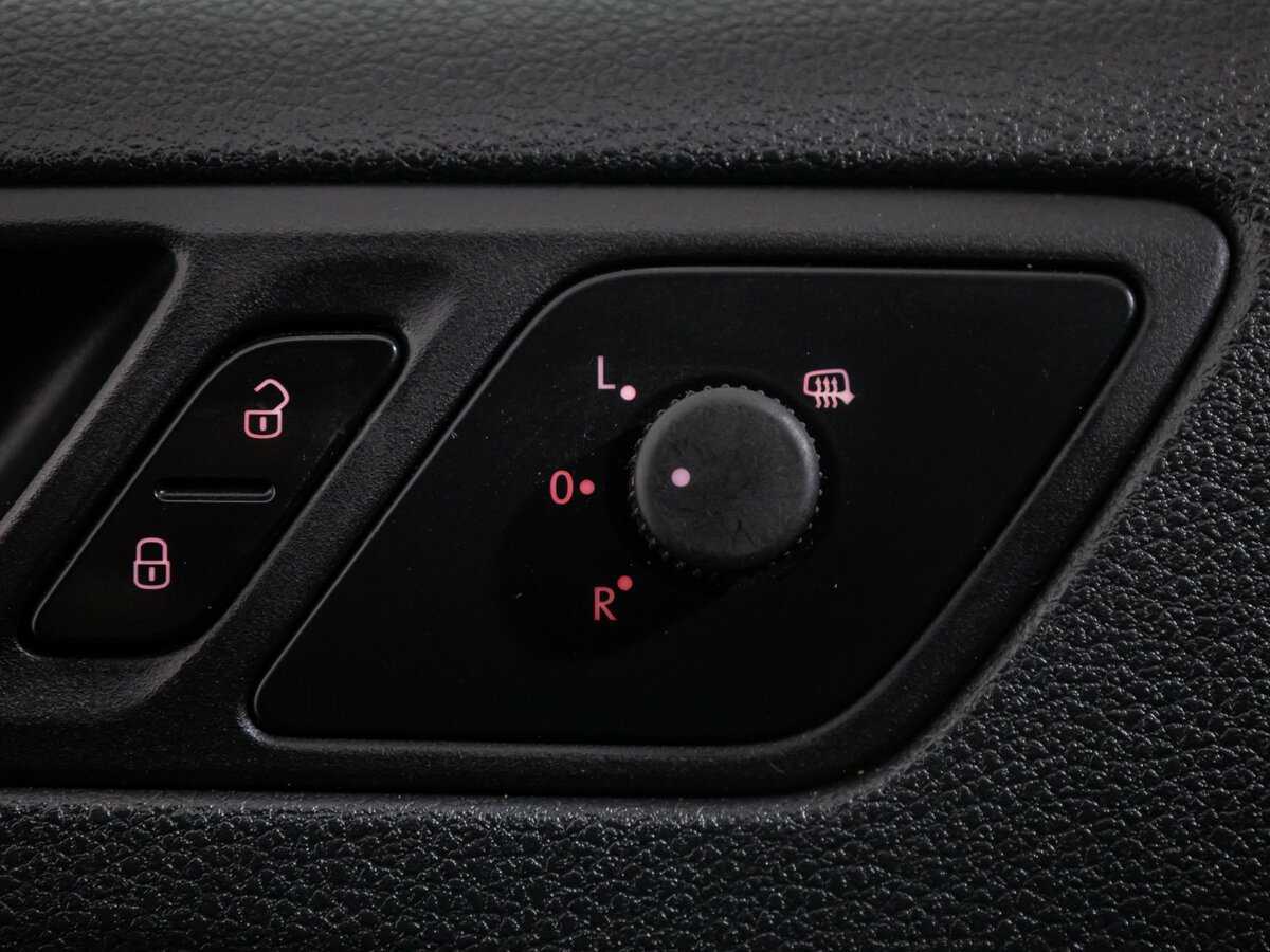 Volkswagen Jetta, 2012 - Фото №15