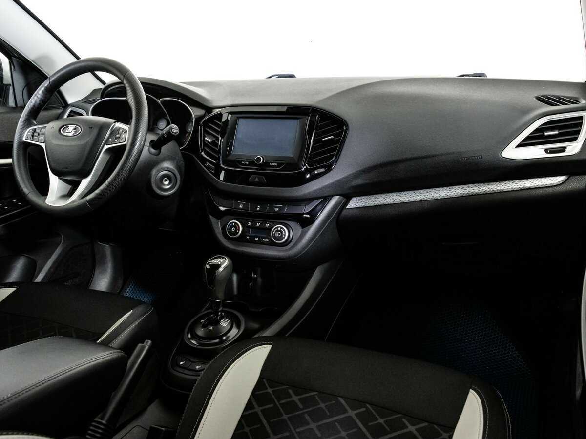 Lada (ВАЗ) Vesta SW, 2019 - Фото №8