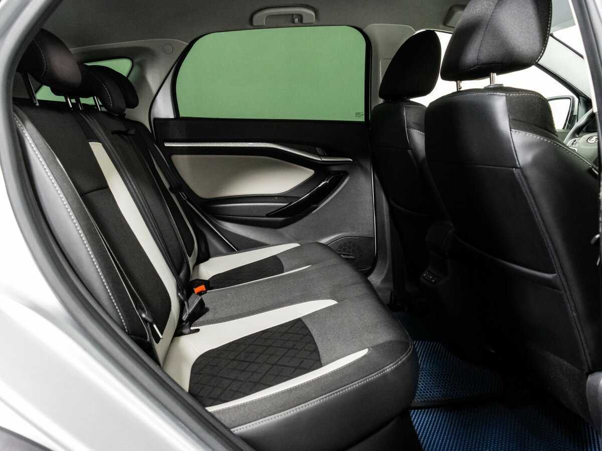 Lada (ВАЗ) Vesta SW, 2019 - Фото №15