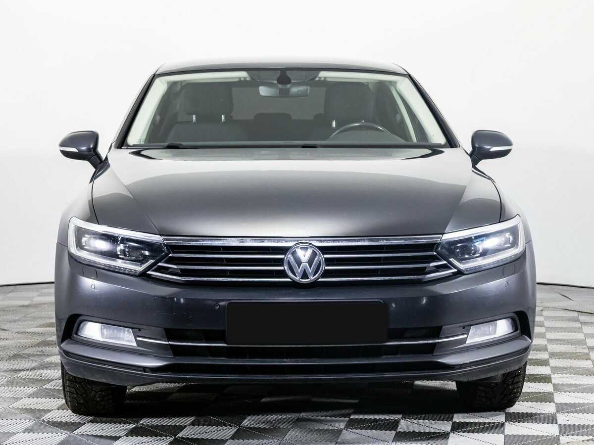Volkswagen Passat, 2018 - Фото №1