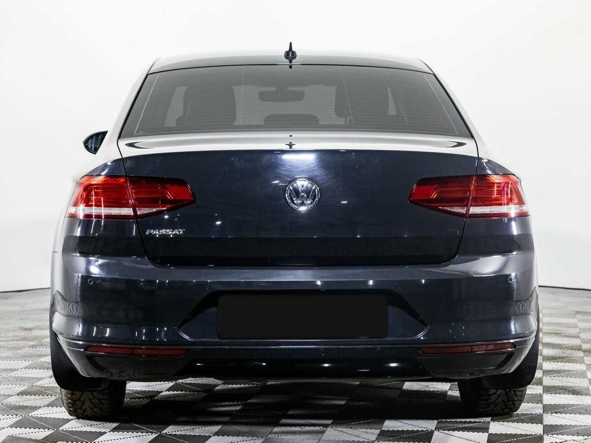 Volkswagen Passat, 2018 - Фото №4