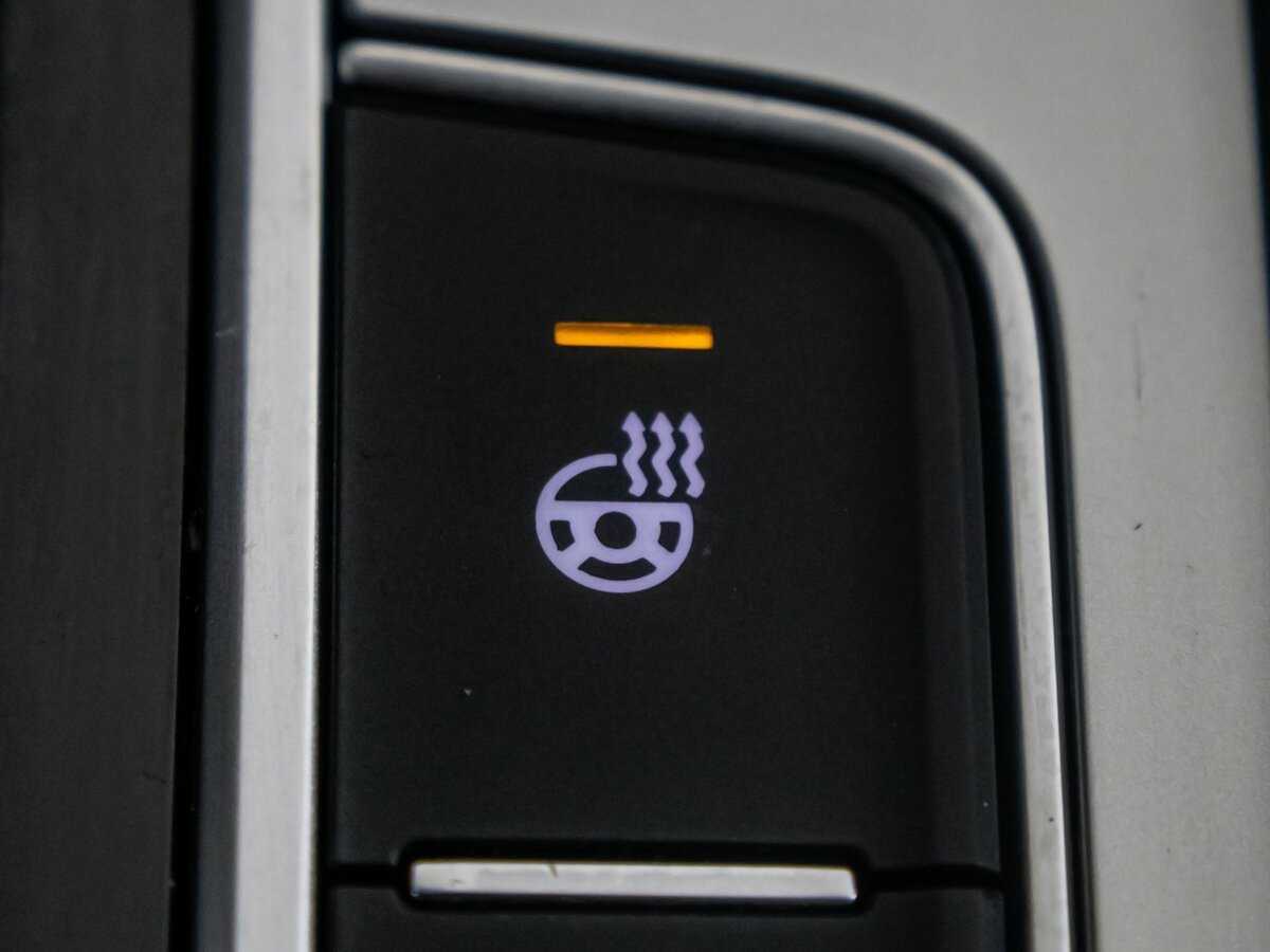 Volkswagen Passat, 2018 - Фото №13