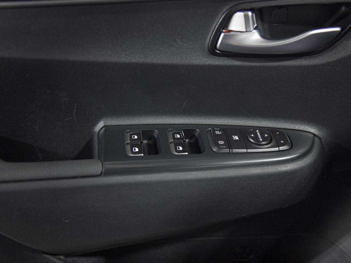 Kia Rio, 2018 - Фото №14