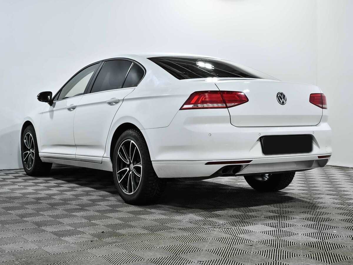 Volkswagen Passat, 2015 - Фото №5