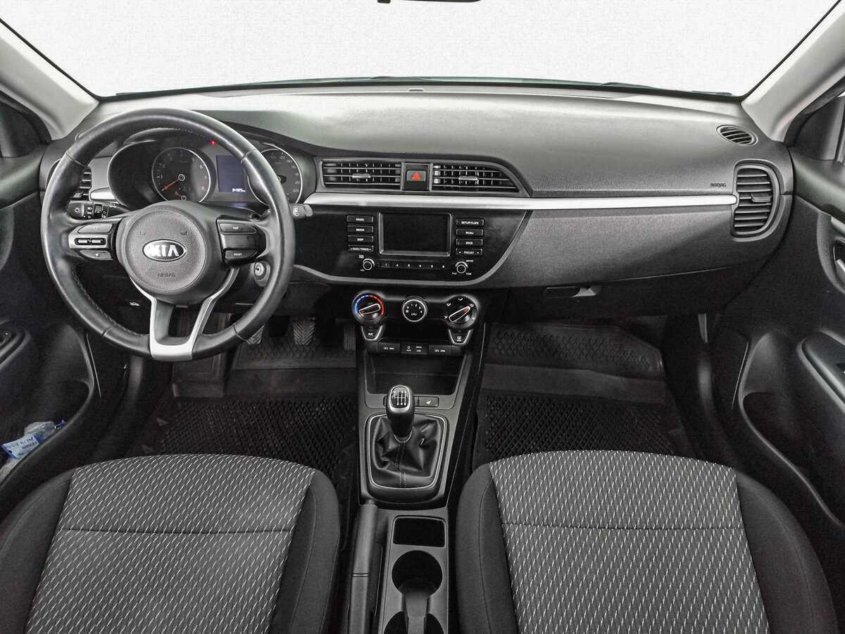 Kia Rio X-Line, 2018 - Фото №11