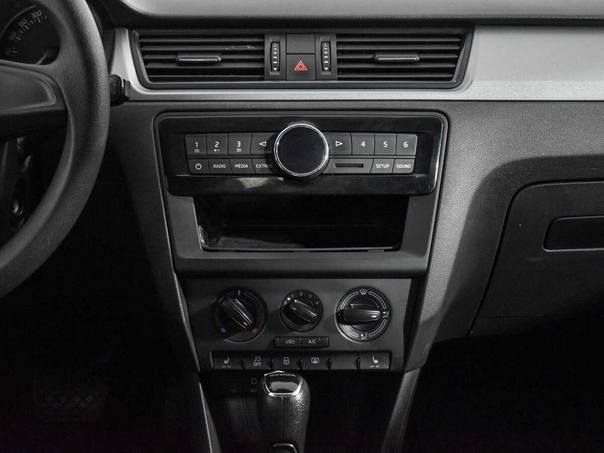 Skoda Rapid, 2017 - Фото №11