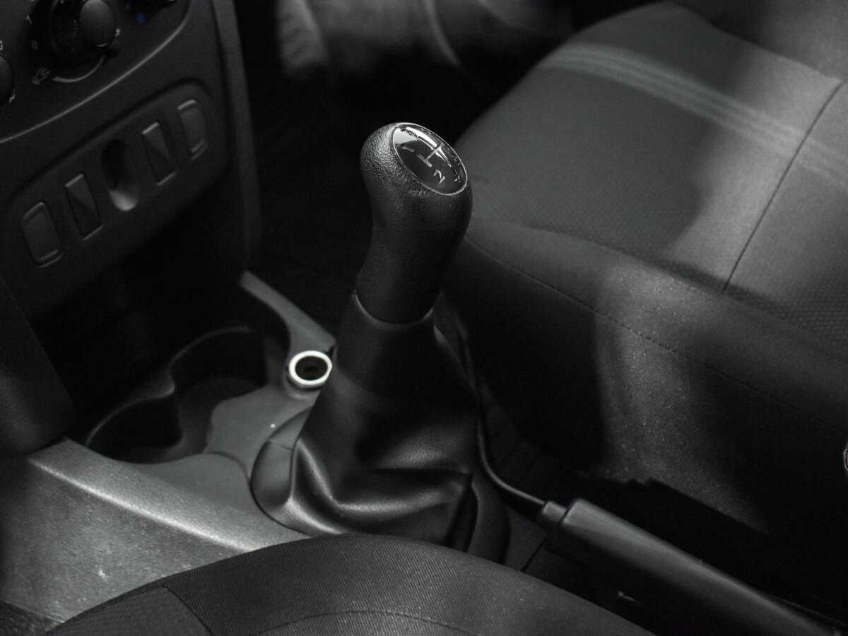 Renault Logan, 2021 - Фото №12