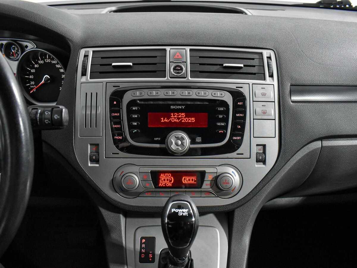 Ford Kuga, 2012 - Фото №16