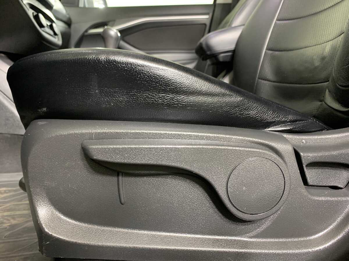 Lada (ВАЗ) Vesta SW, 2018 - Фото №16