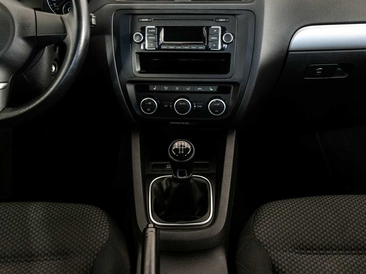 Volkswagen Jetta, 2013 - Фото №10