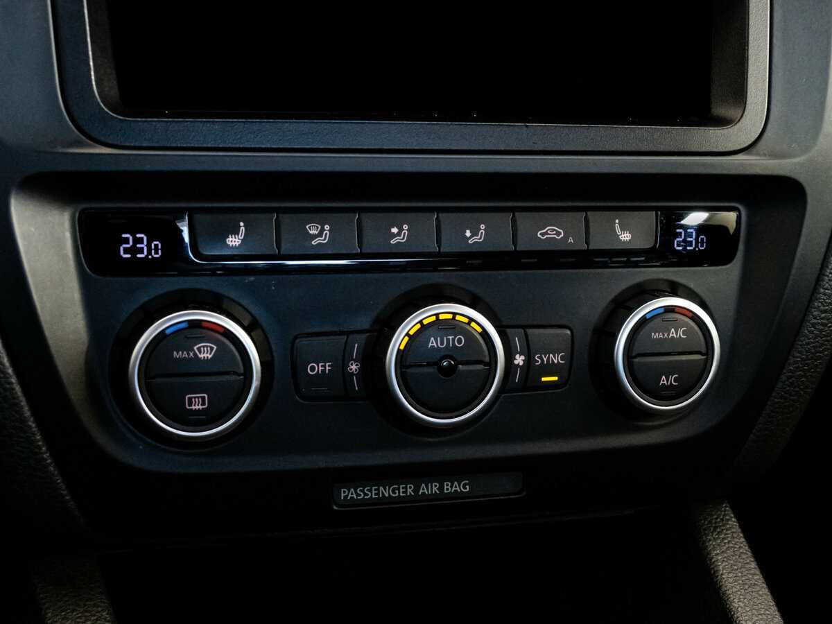 Volkswagen Jetta, 2013 - Фото №12