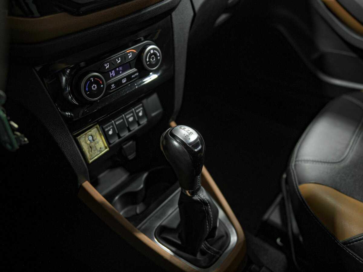 Lada (ВАЗ) XRAY Cross, 2021 - Фото №12