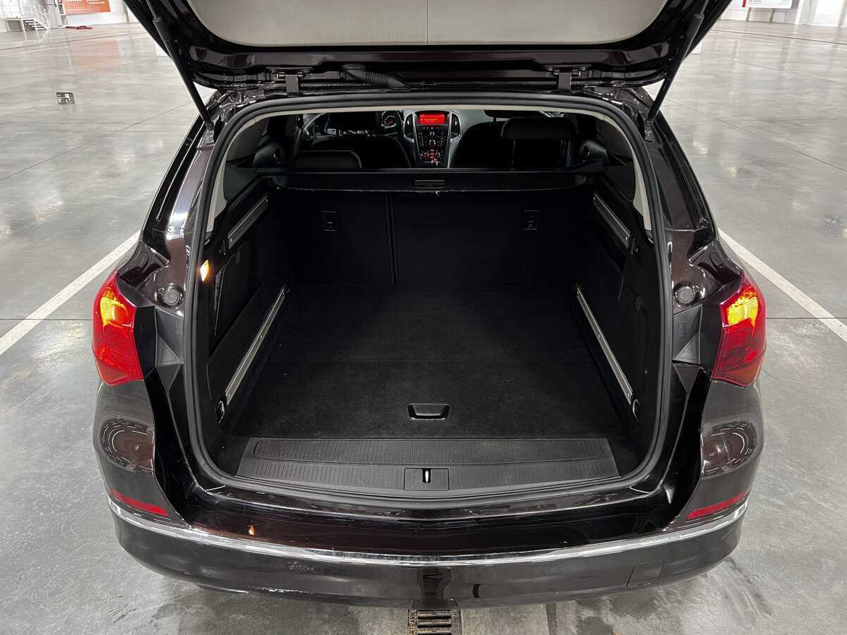 Opel Astra, 2013 - Фото №9