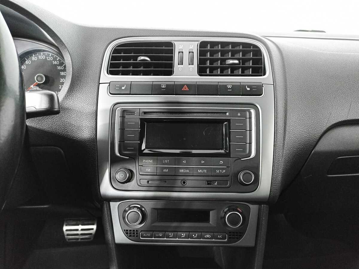 Volkswagen Polo, 2016 - Фото №14