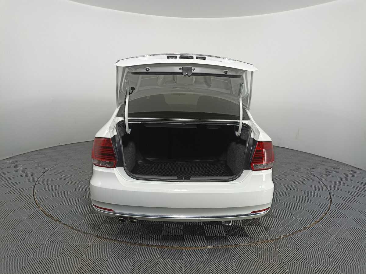 Volkswagen Polo, 2017 - Фото №9