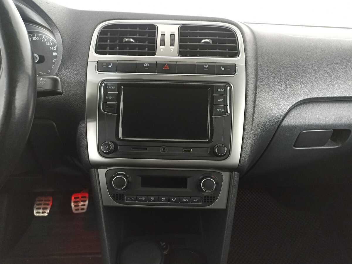 Volkswagen Polo, 2017 - Фото №14