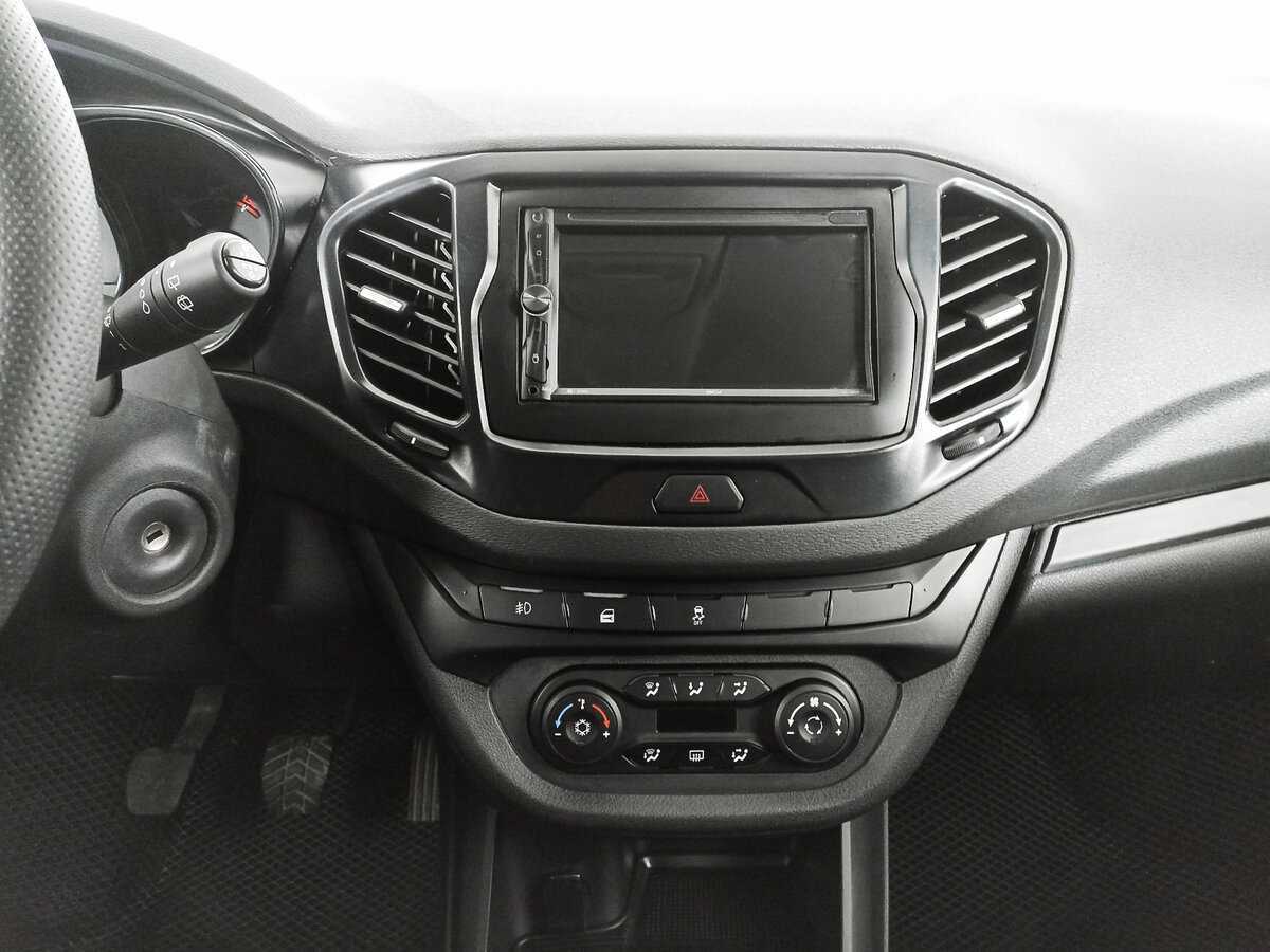 Lada (ВАЗ) Vesta SW, 2021 - Фото №14