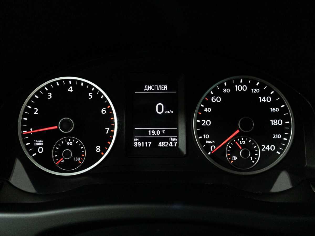 Volkswagen Tiguan, 2015 - Фото №11