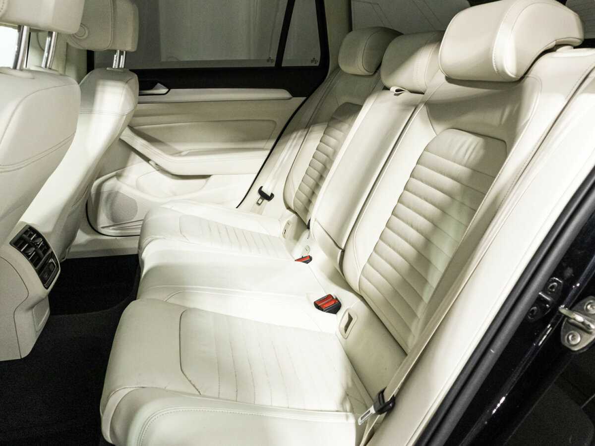 Volkswagen Passat, 2018 - Фото №9