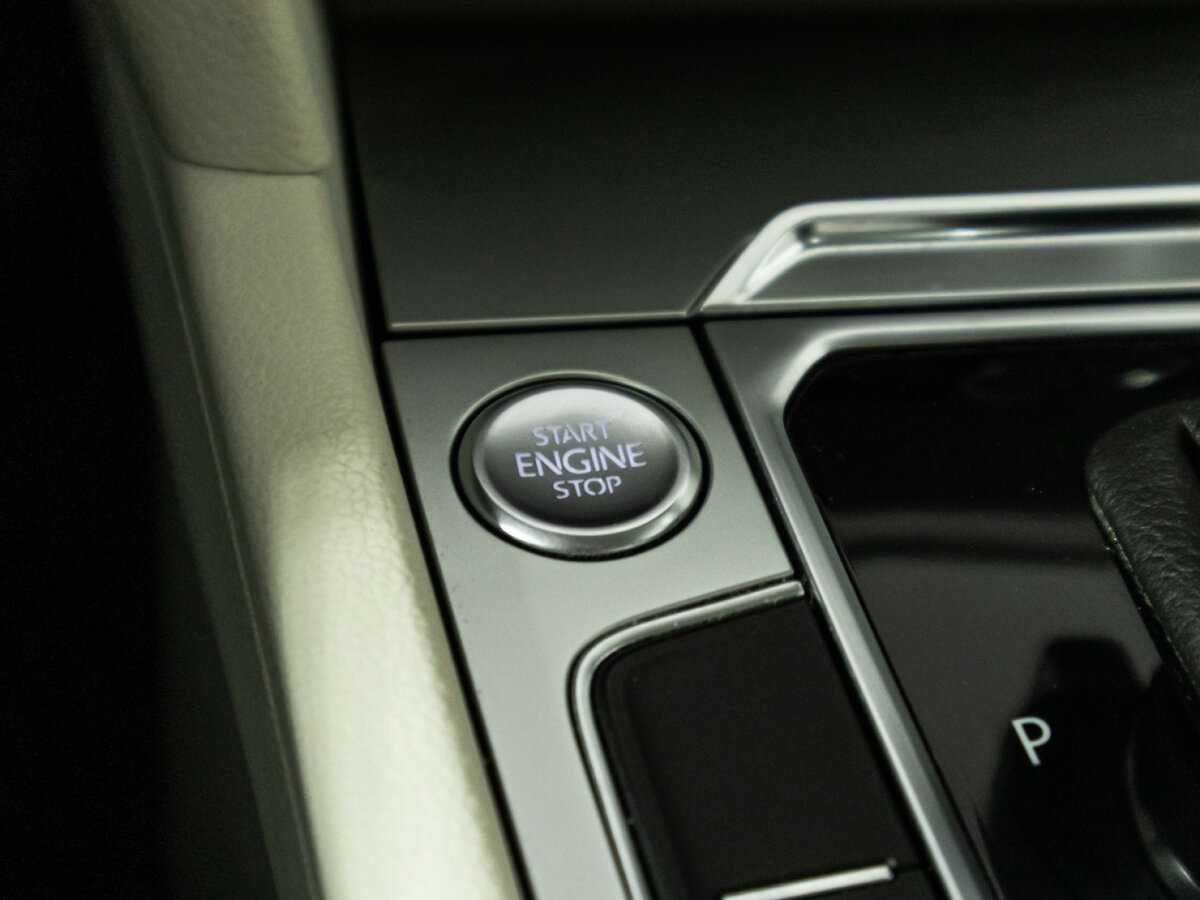 Volkswagen Passat, 2018 - Фото №21