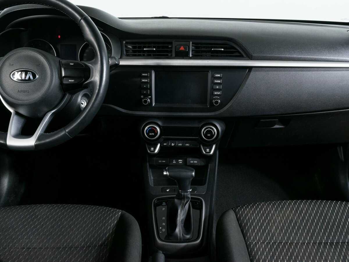 Kia Rio X-Line, 2018 - Фото №8