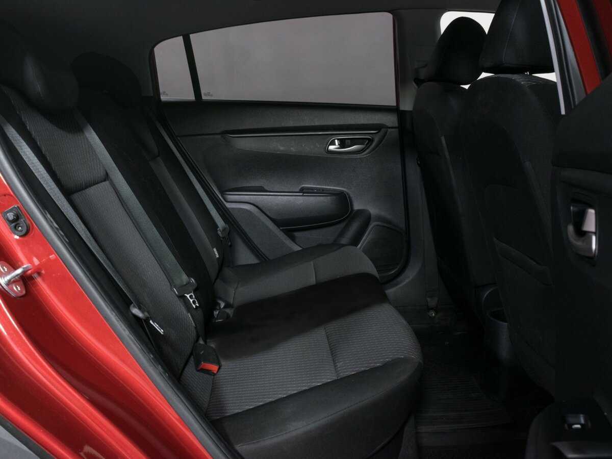 Kia Rio X-Line, 2018 - Фото №9