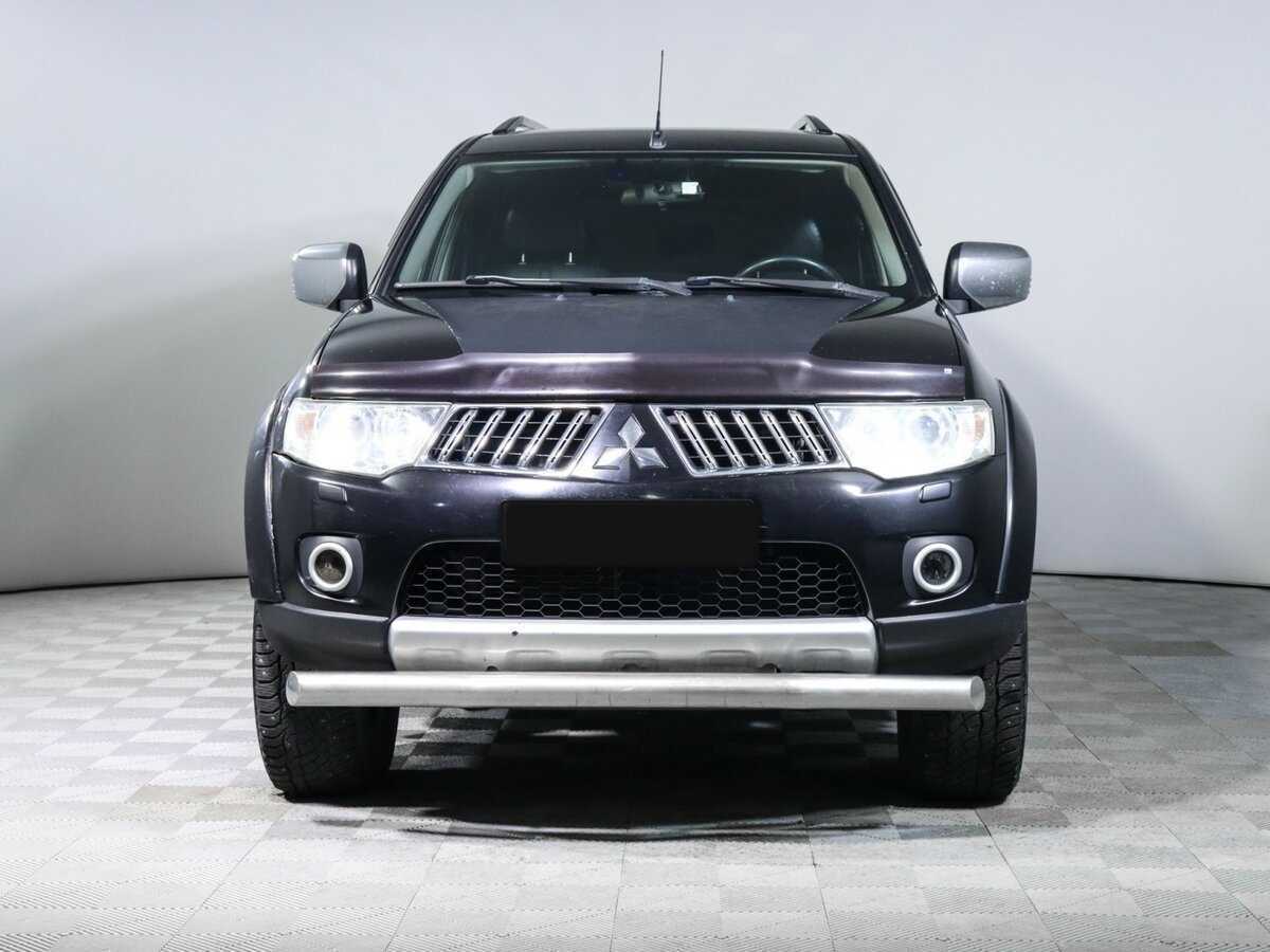 Mitsubishi Pajero Sport, 2012 - Фото №1