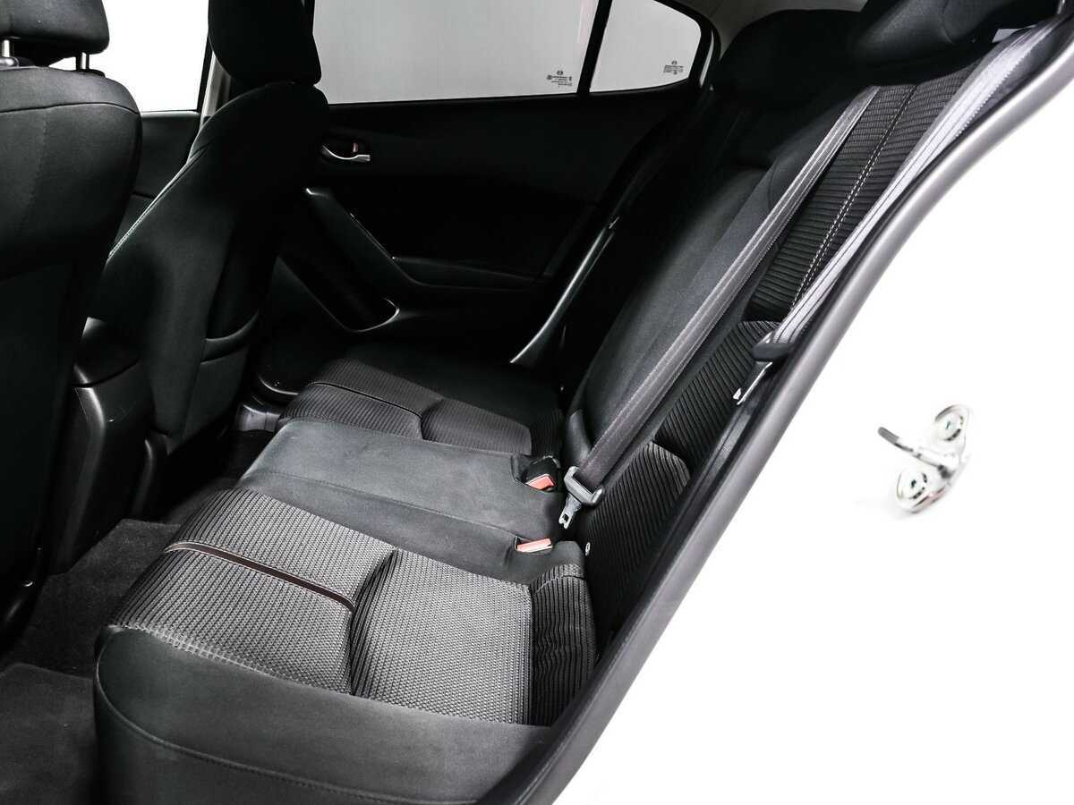 Mazda 3, 2018 - Фото №11