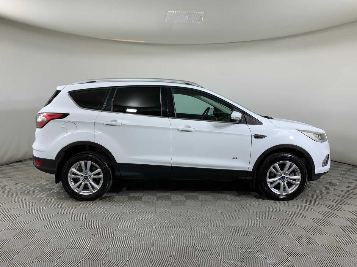 Ford Kuga, 2017 - Фото №3