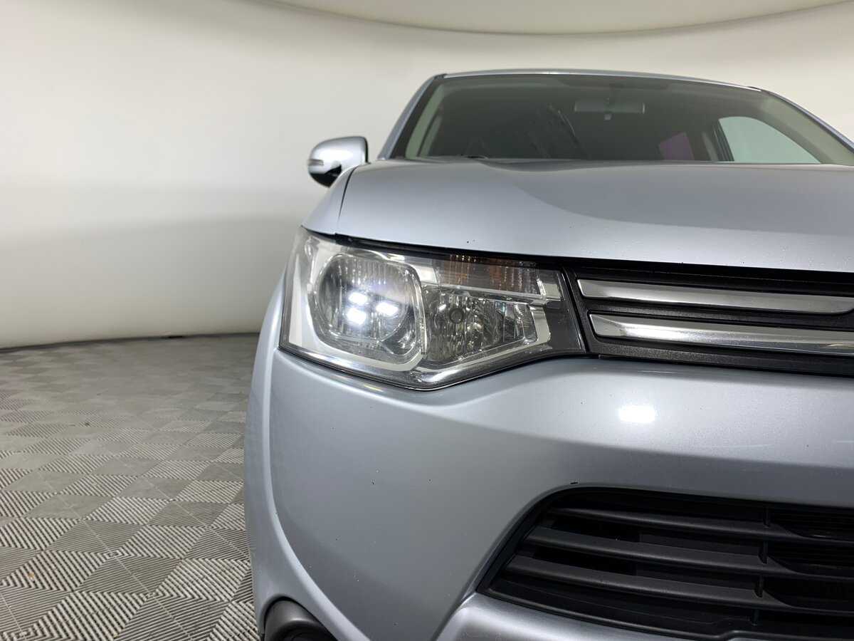 Mitsubishi Outlander, 2013 - Фото №9