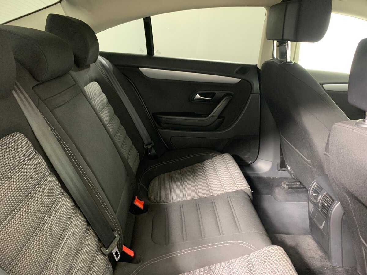 Volkswagen Passat CC, 2013 - Фото №17