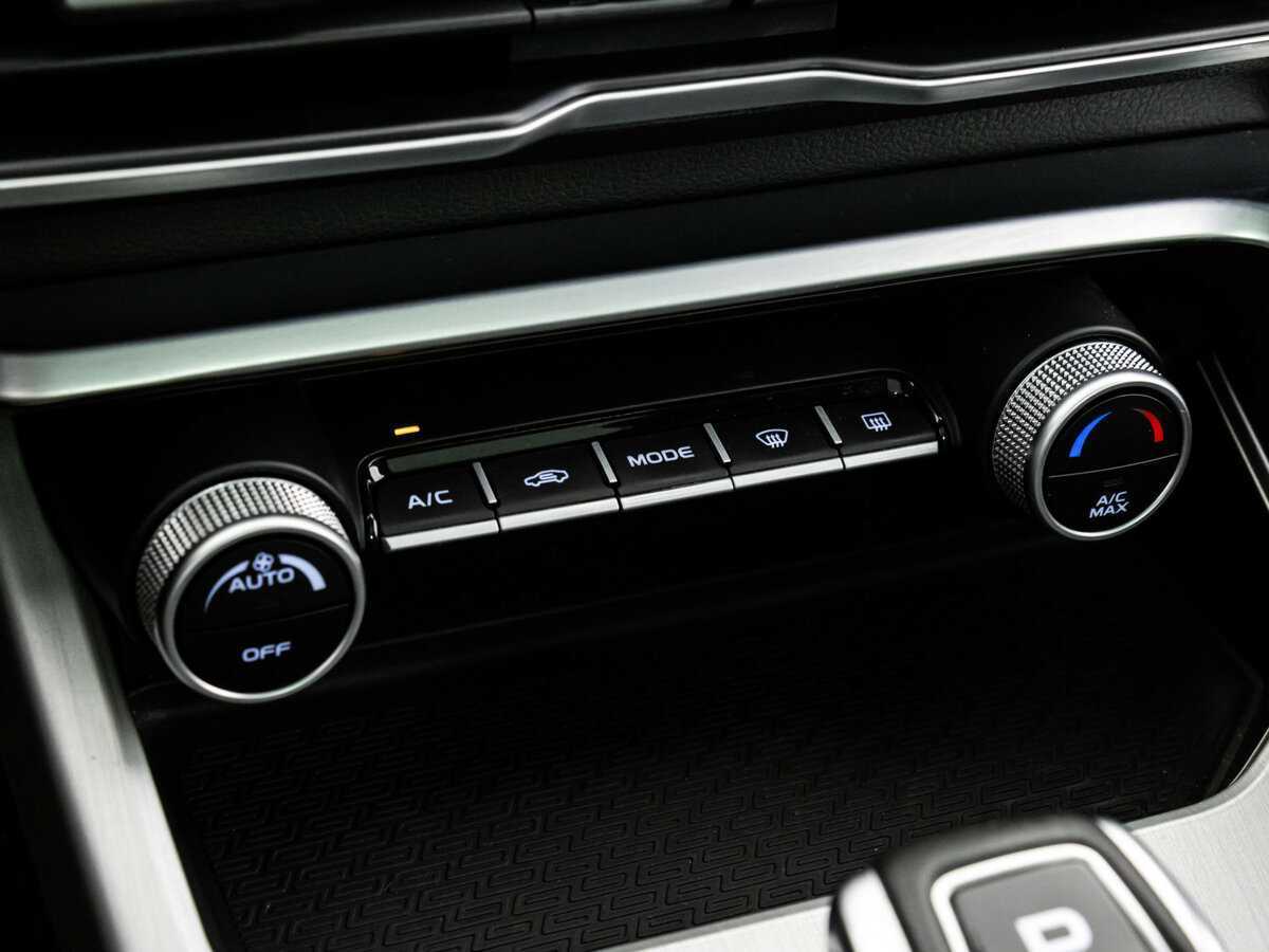 Geely Coolray, 2022 - Фото №17