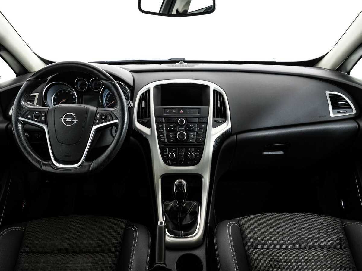 Opel Astra GTC, 2012 - Фото №7