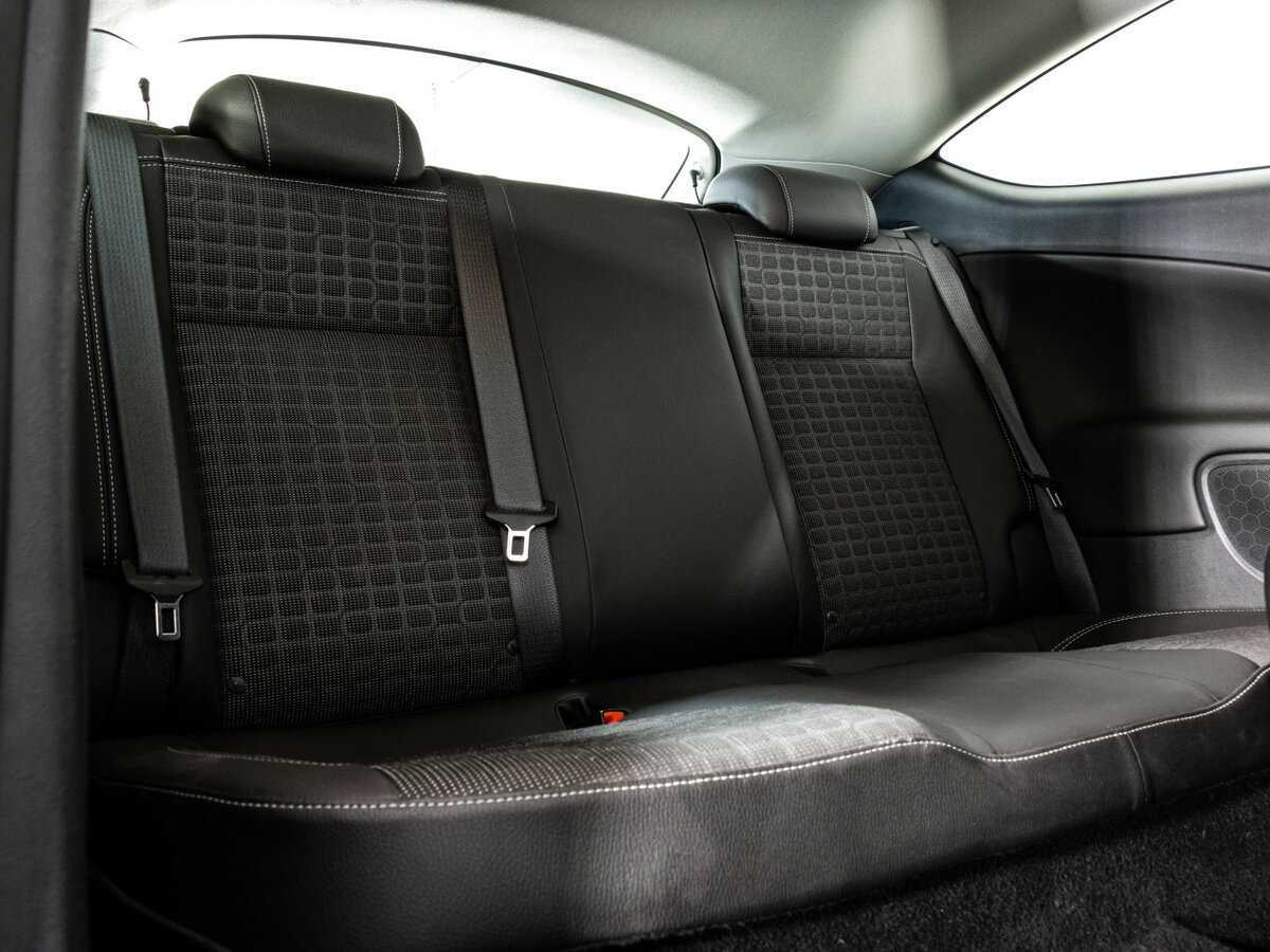 Opel Astra GTC, 2012 - Фото №14