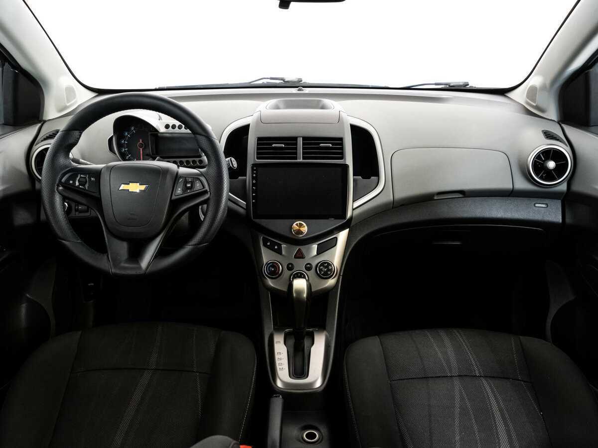 Chevrolet Aveo, 2013 - Фото №9
