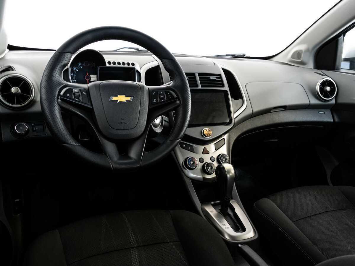 Chevrolet Aveo, 2013 - Фото №10