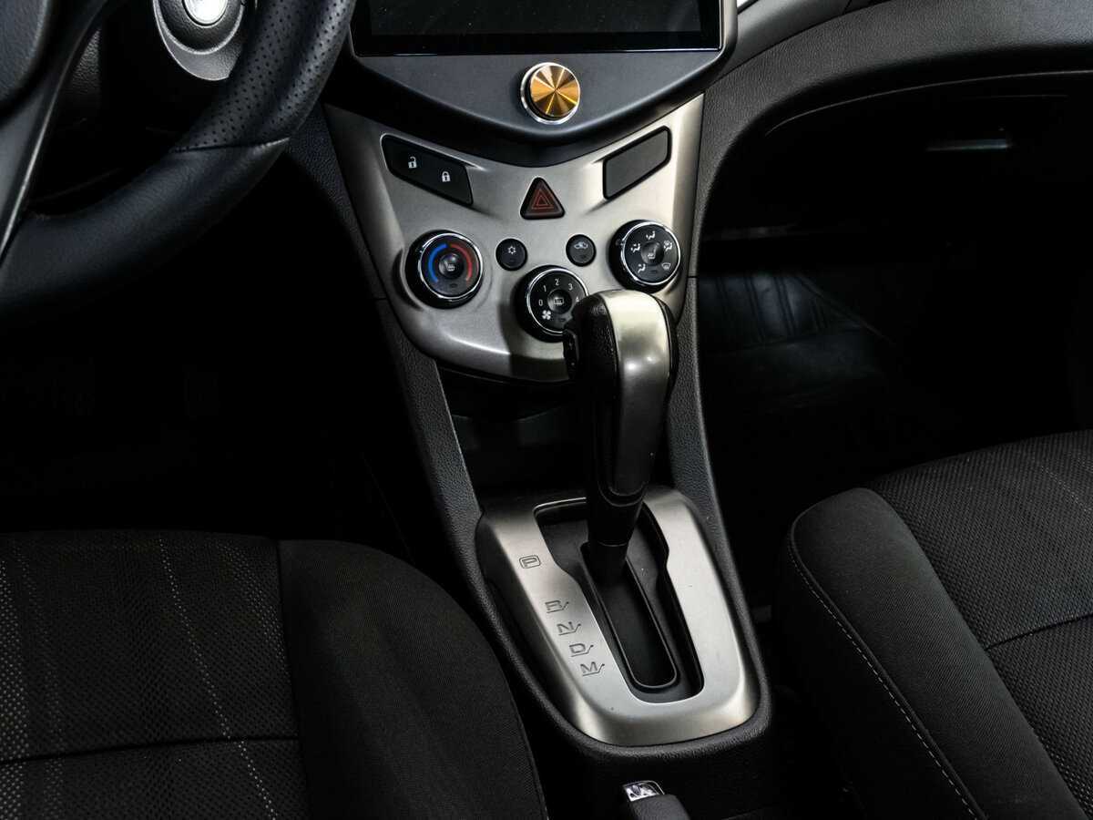 Chevrolet Aveo, 2013 - Фото №14