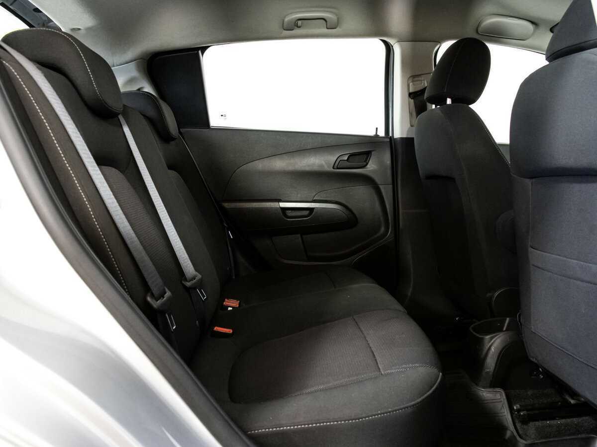 Chevrolet Aveo, 2013 - Фото №17