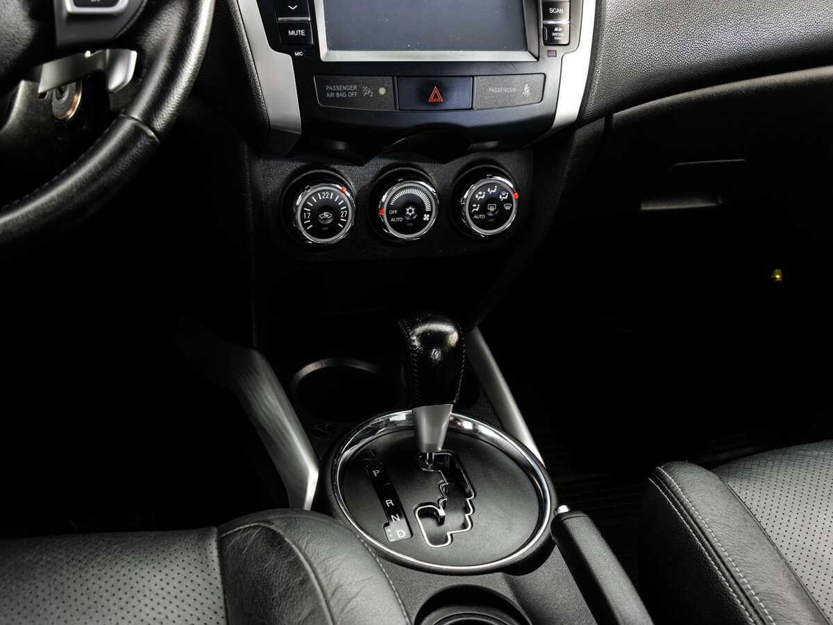 Mitsubishi ASX, 2012 - Фото №11