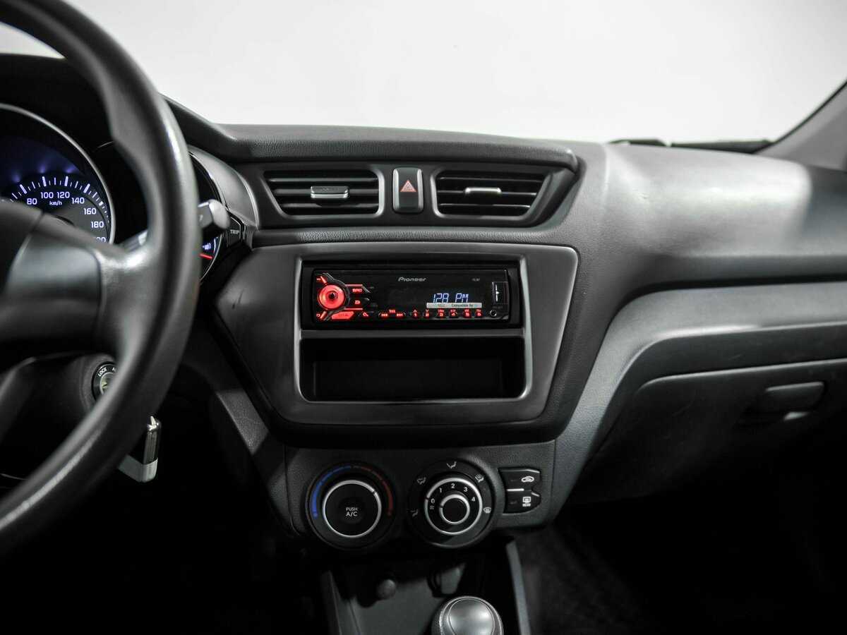 Kia Rio, 2012 - Фото №8