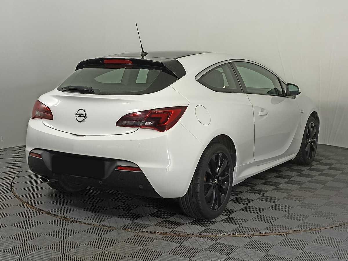 Opel Astra GTC, 2013 - Фото №4