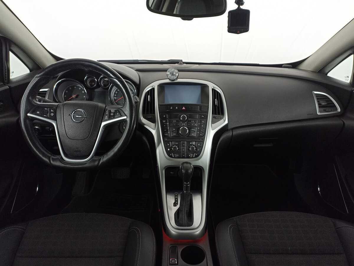 Opel Astra GTC, 2013 - Фото №12