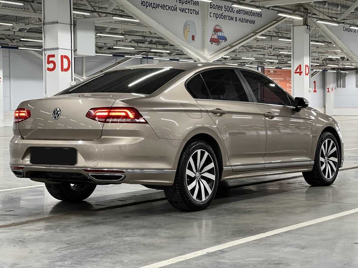 Volkswagen Passat, 2016 - Фото №4