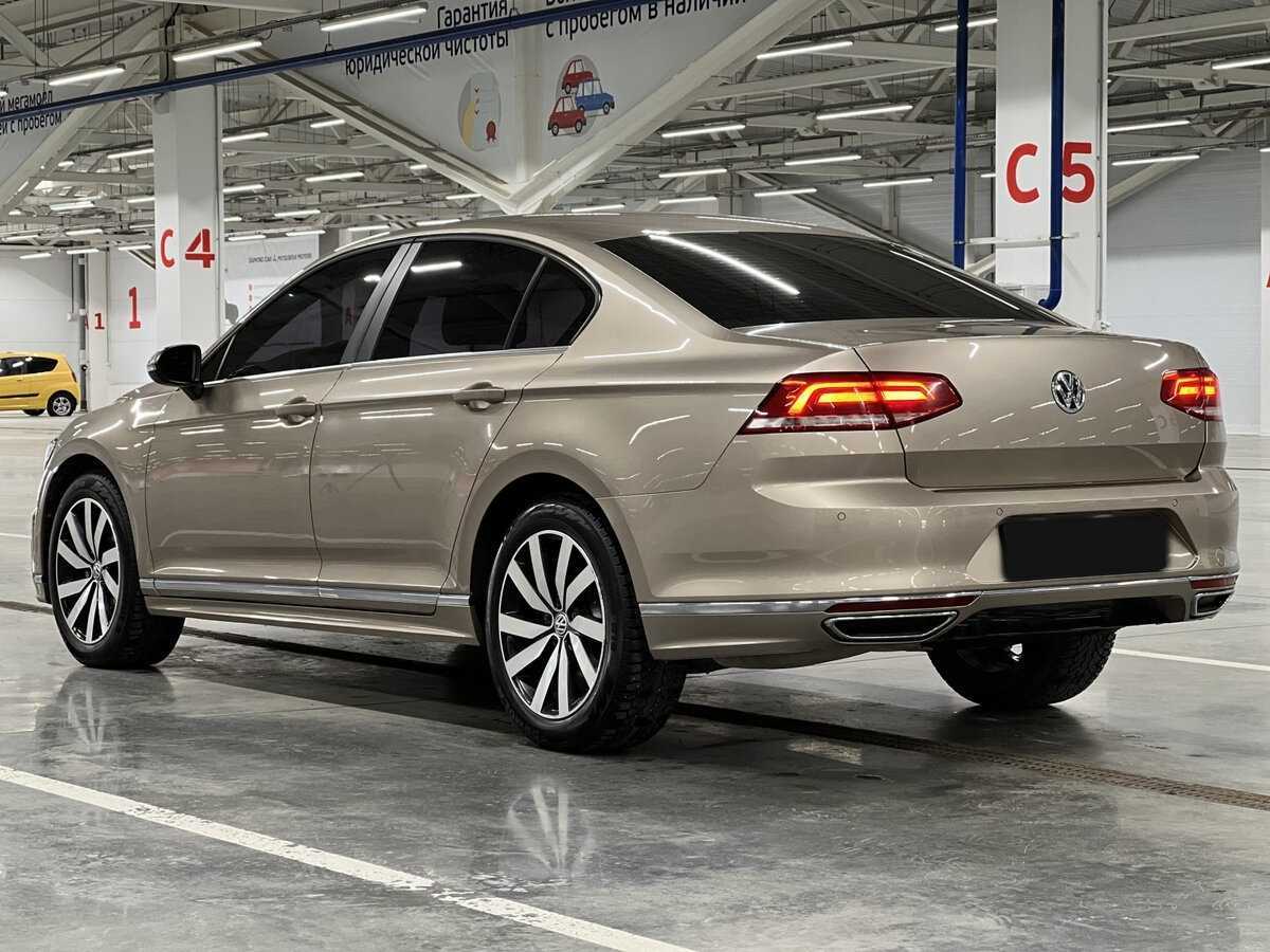 Volkswagen Passat, 2016 - Фото №6